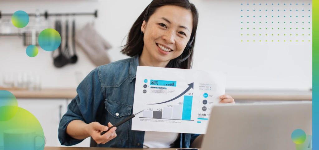 Expert pointing at graphs during remote online.